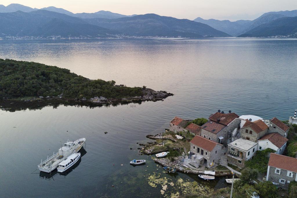 Luxury Sea Residence By Kristina Tivat Exterior foto